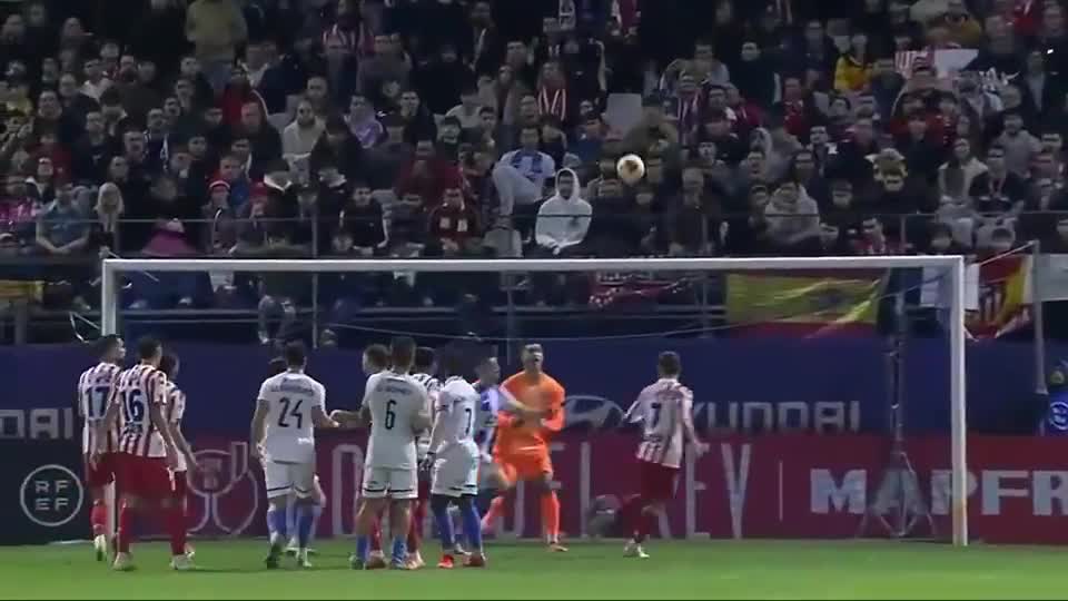 跑得快（争上游）：为什么留一张小牌在手里是最危险的？（跑得快（争上游）：为何手中留下一张小牌最为危险？）